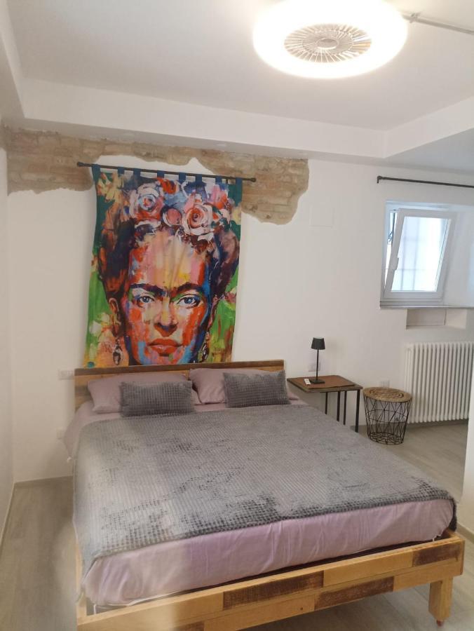 Casa Del Fiordaliso Hotell San Benedetto del Tronto Eksteriør bilde
