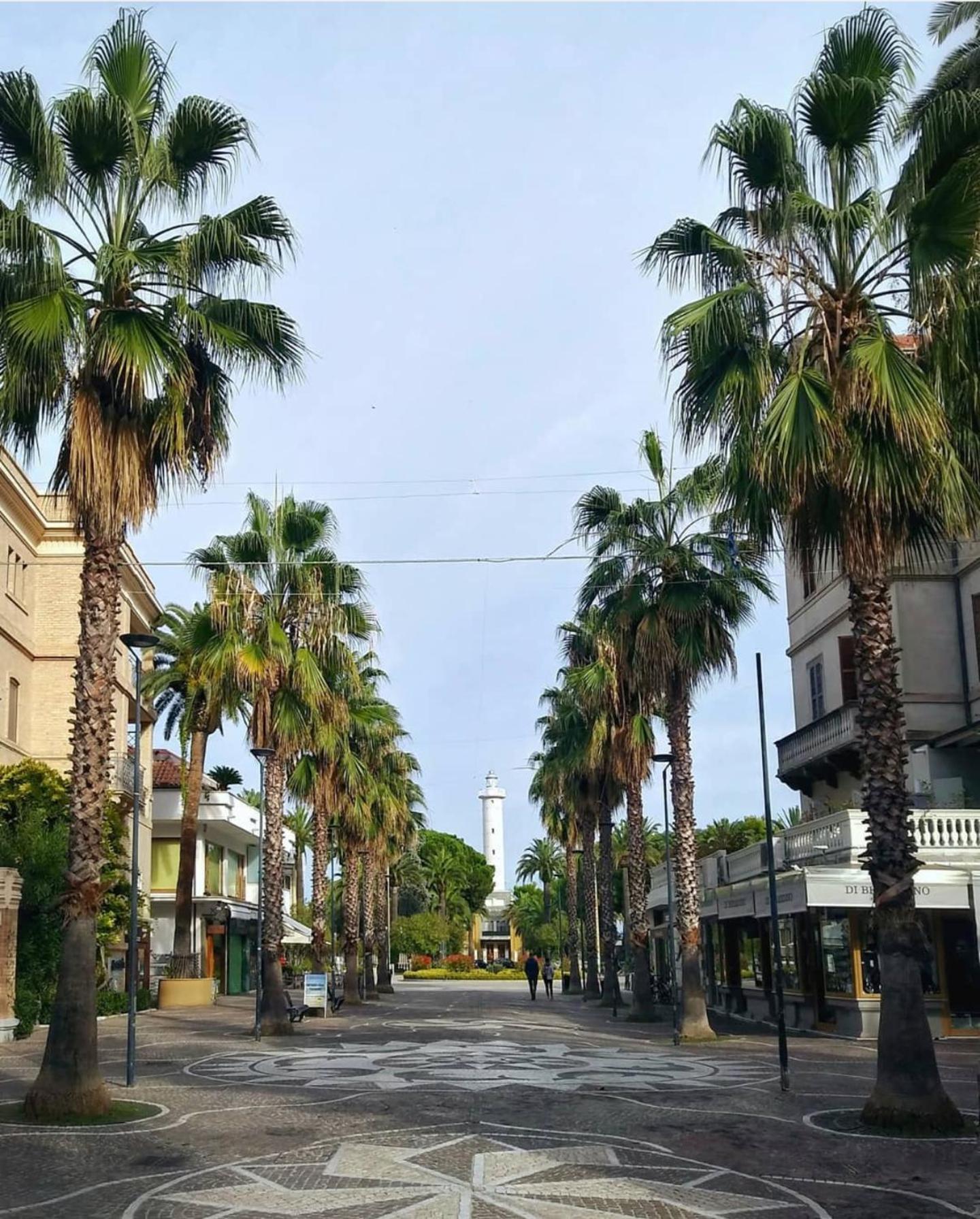 Casa Del Fiordaliso Hotell San Benedetto del Tronto Eksteriør bilde